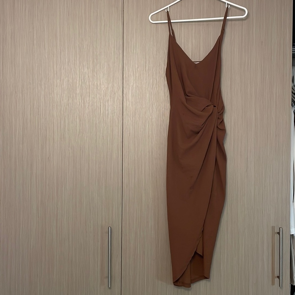 Twist-knot Dress